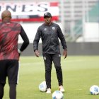 Ibarra cumple las funciones de preparador de arqueros en Leones FC, que jugará la Serie A en 2026.