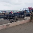 Militares acudieron al sitio donde se registró el incendio de las pangas.