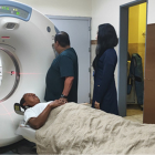 En el Hospital del IESS de Portoviejo se realizan exámenes con un tomógrafo y ecógrafo.