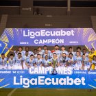 Guayaquil City había festejado el domingo 26 de octubre su tpitulo de campeón pero sanción de tres puntos avivaron la pelea el título de Serie B.