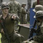 Fuerzas militares y policiales de élite de Estados Unidos y Panamá realizan ejercicios conjuntos, este miércoles en Colón (Panamá).