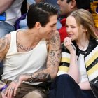 Dove Cameron (d) y Damiano David (i), mantienen una relación desde 2023.