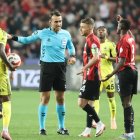 Más de un centenar de árbitros fueron sancionados por realizar apuestas deportivas.