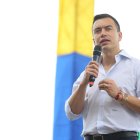 Noboa se desplaza a EE. UU. justo cuando empieza la campaña electoral