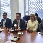 Héctor Rodríguez denuncia glosa millonaria por cobros indebidos en empresas vinculadas al presidente del IESS.