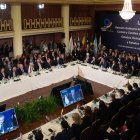 Fotografía de la sesión plenaria en la cumbre semestral de presidentes de los países del Mercosur en el 2024.