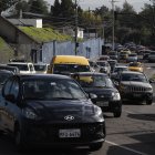 En la av. Occidental, en el sector de la Mariana de Jesús, hay carriles parcialmente habilitados para los autos.