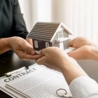 El Banco del Pacífico lanza un crédito accesible que busca facilitar el acceso a vivienda propia a familias ecuatorianas mediante tasas preferenciales y plazos amplios.