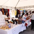 Más de 80 stands exhiben productos locales en las avenidas República del Salvador y Shyris, impulsando el comercio quiteño.