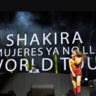 Shakira en el escenario de Las Mujeres Ya no Lloran