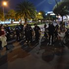 Los funcionarios se desplegaron en todo el perímetro del Estadio Olímpico Atahualpa.