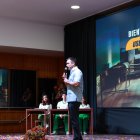 El presidente Daniel Noboa fue el principal portavoz del traslado de presos a la cárcel del Encuentro.