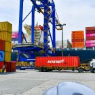 La actividad comercial en los puertos privados de Guayaquil va en aumento y ello anima la inversión.