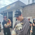 "Quito" ahora forma parte del equipo que acompaña en la Shakira.