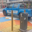 La Agencia de Tránsito y Movilidad (ATM) retiró una pluma que impedía el acceso de vehículos en un carril del bulevar 9 de Octubre, ante una denuncia ciudadana.