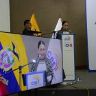 La presidenta del CNE, Diana Atamaint, inauguró las elecciones por la Consulta 2025 este 13 de noviembre de 2025.