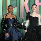 Ariana Grande y Cynthia Erivo durante la premiere de Wicked: For Good en Londres el 10 de noviembre.