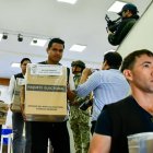 El CNE avanza con la entrega de los paquetes electorales para las elecciones de la consulta popular del 16 de noviembre de 2025.