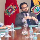 Luego de un pronunciamiento de la Procuraduría, Edgar Lama queda como una especie de "monarca" en el IESS.