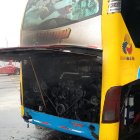 El bus traslada pasajeros desde Guayaquil a Playas.