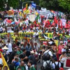 La multitudinaria marcha se realizó en la ciudad amazónica de Belém, a pocos metros del recinto donde se realiza la COP30.