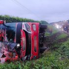 Tres muertos dejó el volcamiento de un bus en Quevedo. Otro vehículo, de la cooperativa Buena Fe, también se siniestró en Los Ríos y dejó heridos.