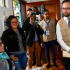Observadores de la OEA supervisan el referéndum en Quito.