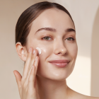 Durante Black Friday 2025, cremas, sérums y mascarillas están entre los productos más buscados.