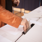 No votar no solo tiene consecuencias económicas sino administrativas.