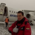 La travesía antártica de Carlos Cárdenas inspira canción que promueve ahorro inteligente del agua