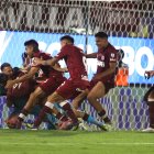 Jugadores de Lanús festejaron la concesión de la Copa Sudamericana 2025.