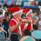 El desfile navideño que hubo en General Villamil en diciembre de 2024 para atraer turistas.