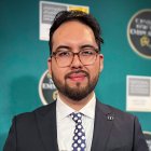 El periodista quiteño migró a Estados Unidos en 2017. Actualmente labora como productor de TV en un noticiero.