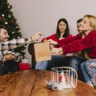 Organiza el intercambio perfecto con esta guía. Compara diferentes tipos, elige el ideal para tu grupo y sorprende a todos esta navidad.