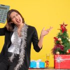 Para el 2026, planifique con anticipación y desde enero, divida su presupuesto navideño en 12 partes.