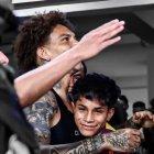 Pol Deportes, Cliver Huamán Sánchez junto a Paolo Guerrero.
