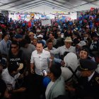 Cientos de comerciantes acompañaron a Pabel Muñoz en el mercado Mayorista.