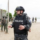 El Bloque de Seguridad ejecutó una operación simultánea por tierra, mar y aire en Guayaquil, Durán y Samborondón.