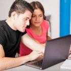 Los recursos pueden ser utilizados para cubrir gastos relacionados con la educación y también compra de equipos tecnológicos.