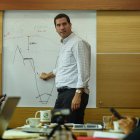 El ministro del Ministerio de Infraestructura y Transporte, Roberto Luque, es uno de los denunciados ante el Contencioso Electoral (TCE).