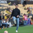 El contrato de Ismael Rescalvo con Barcelona termina en diciembre de 2026.