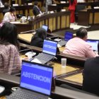 ADN tuvo que votar en abstención la no tener asegurados los votos para archivar la ley en primer debate.