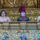 La obra drag "Aristócratas" se llevó a cabo en la capilla del Museo de la Ciudad.