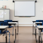 Referencial. Salón de clases vacío por vacaciones.