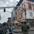 Un juez de Ecuador ordenó prisión preventiva para seis militares investigados por la muerte de un joven de 19 años.