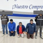 La aprehensión se realizó en Carapungo, donde los sospechosos fueron localizados tras labores de seguimiento.