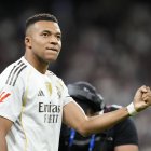 Kylian Mbappé se recuperó y comandará el ataque del Real Madrid.