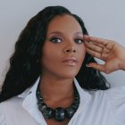 Hellen Quiñónez, presentadora de noticias nacida en Esmeraldas.