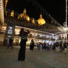 Atracción. Parques e iglesias como la Catedral están llenas de luces blancan que transmiten paz.