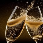 Momento burbujeante en cada copa